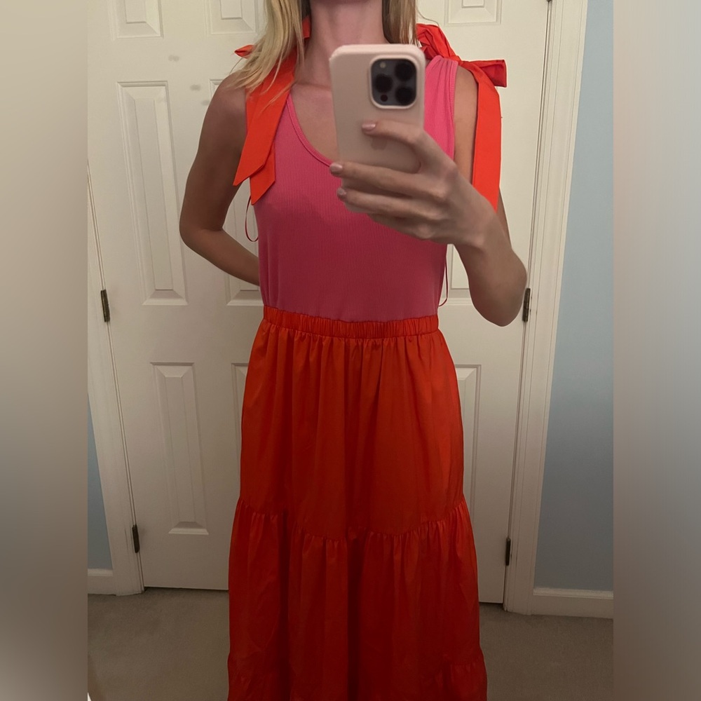 Red strut and bolt dress size L NWT